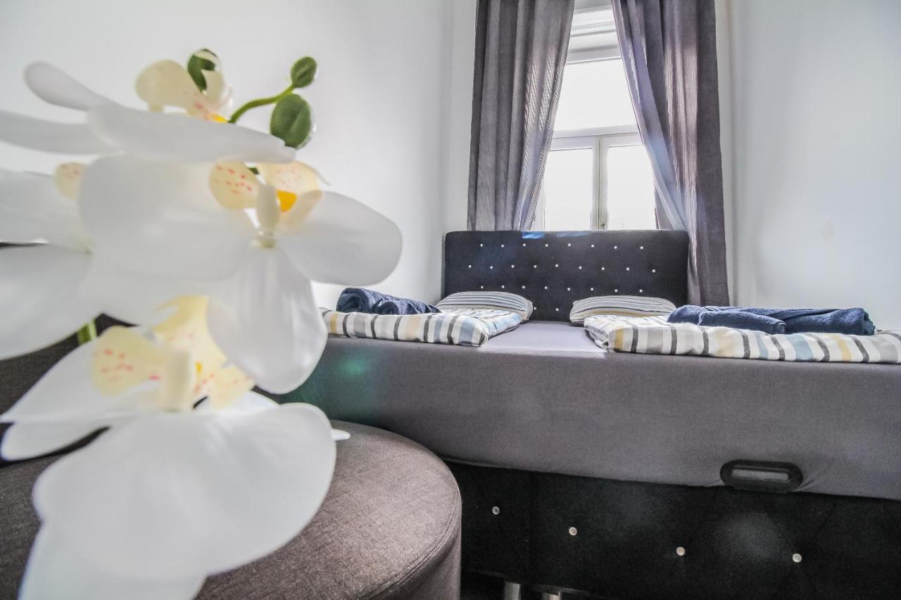 Superior Double Room Lv Відень Екстер'єр фото